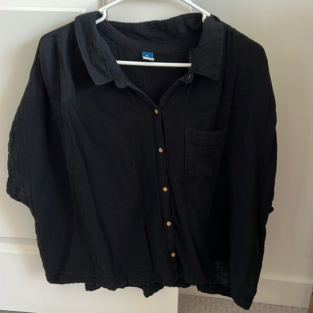 Women’s Black Old Navy Top